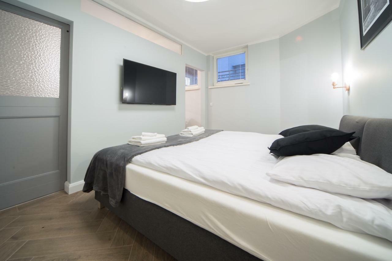 M6 Main Square Stylish One Bedroom Krakow Ngoại thất bức ảnh